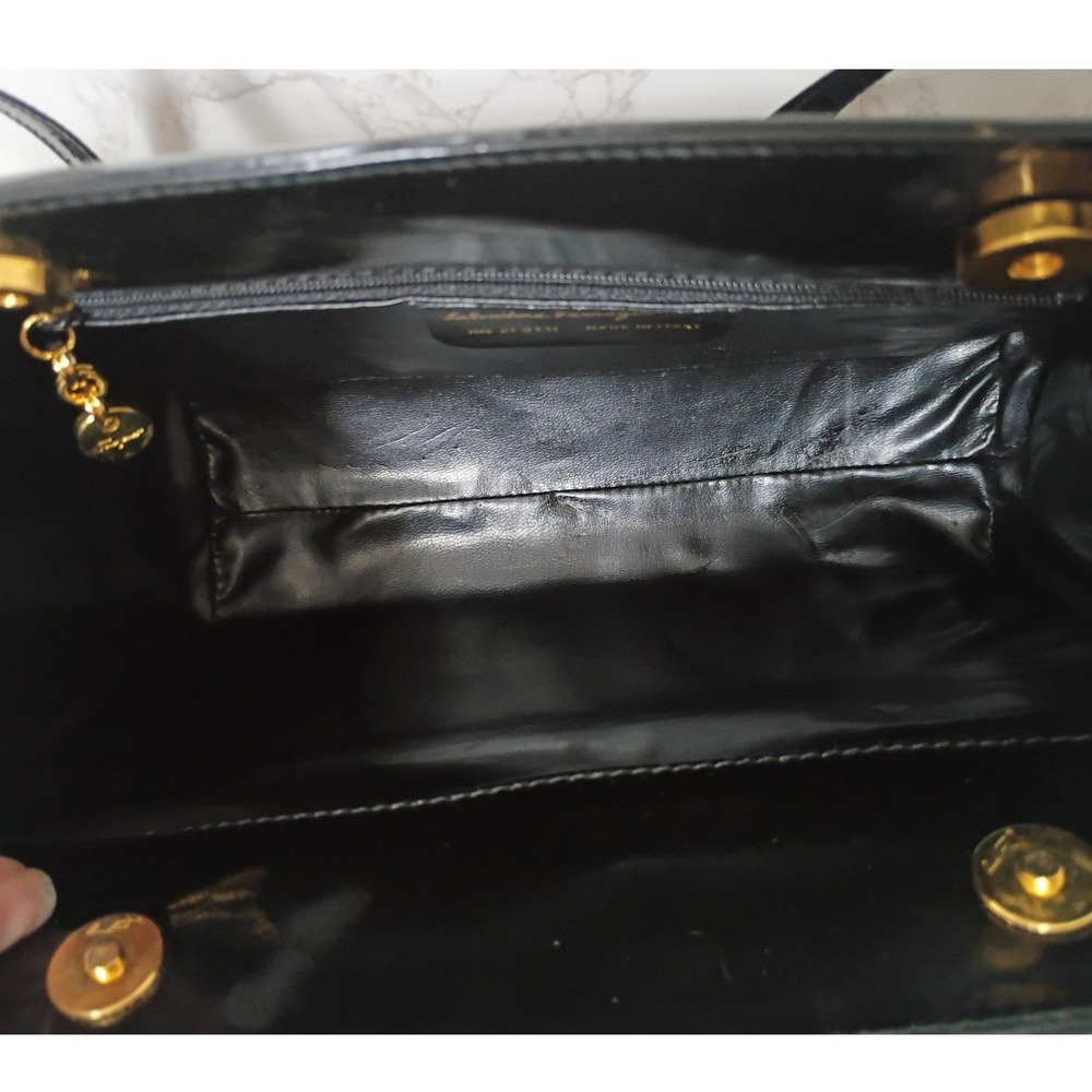 SALVATORE FERRAGAMO Vintage Black Patent Leather Shoulder Bag - EUC - Picture 7 of 9